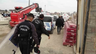 Malatya'da antiyede sopal-bakl kavga