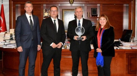 Mansur Yavaş'a uluslararası ödül