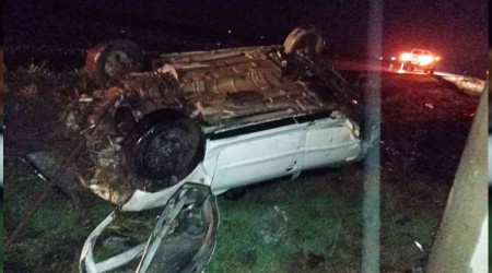 Mardin'de otomobil takla attı: 4 yaralı
