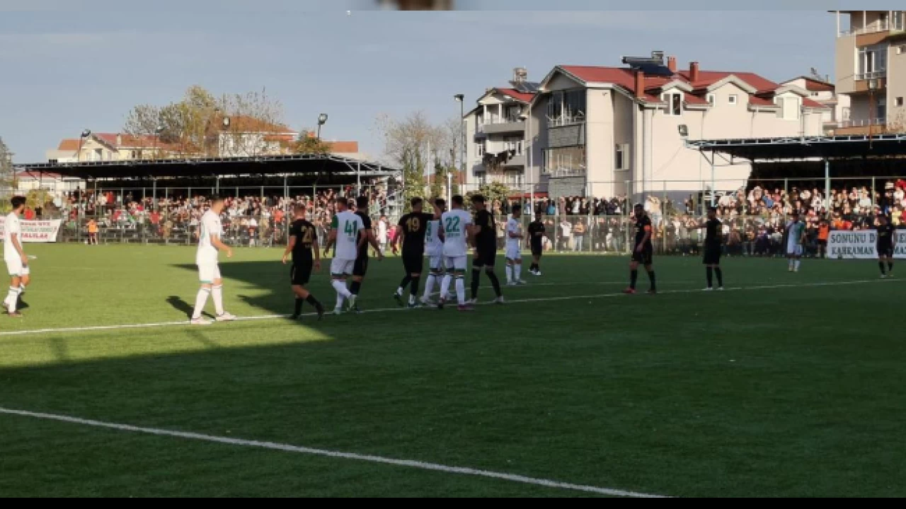 Merakla beklenen maçta 6 gol atıldı