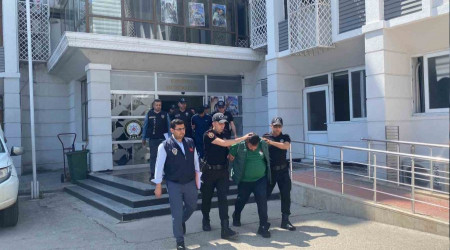 Mersin'de 'sazan sarmalı' yöntemi