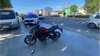 Motosiklet babaanne ile torununa arpt: 3 yaral