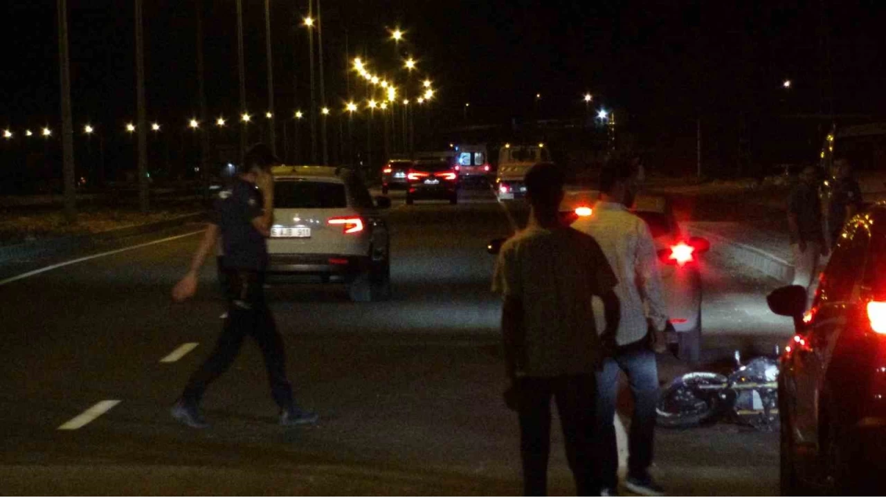 Motosiklet s�r�c�s�n�n baca�� koptu