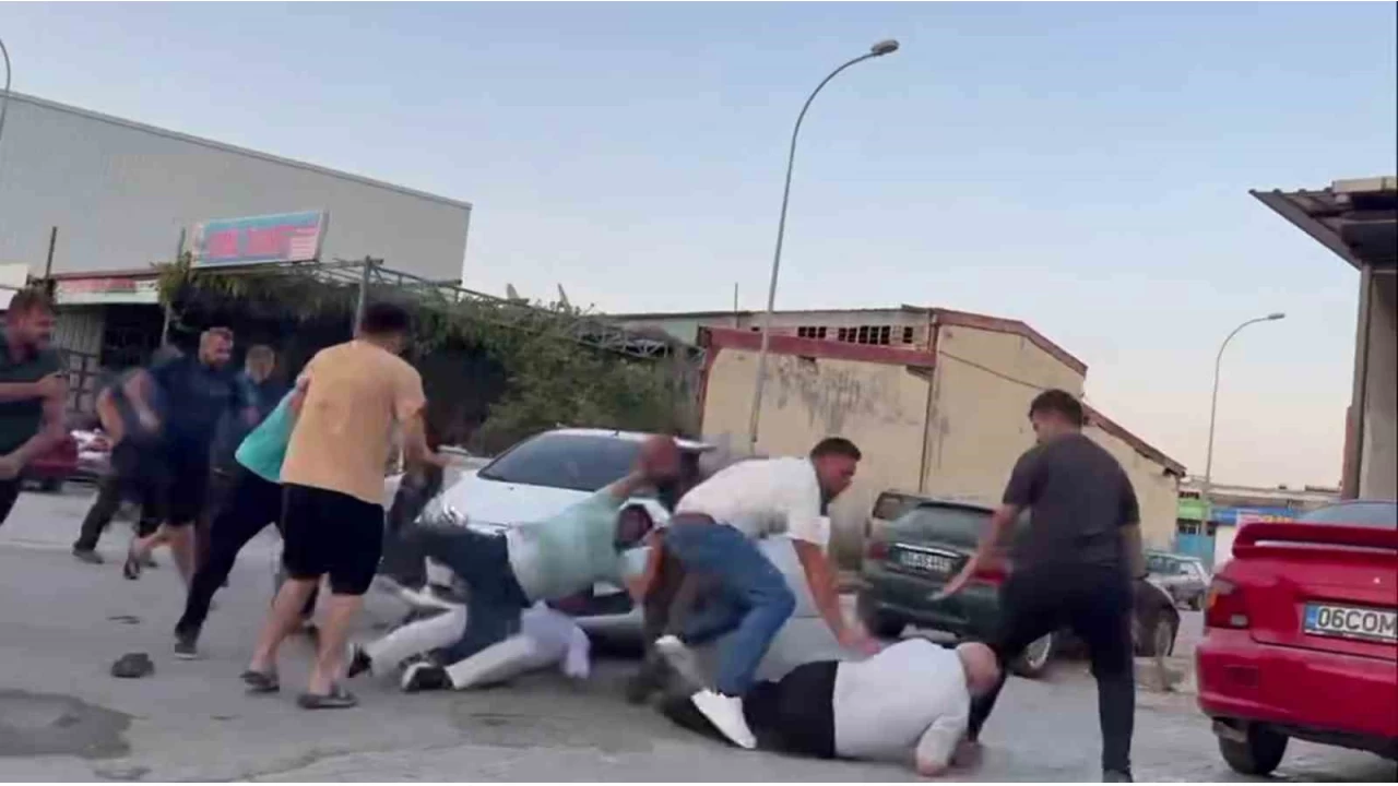 Önce kaza sonra kavga... Polis havaya ateş açtı