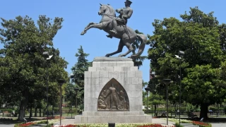 Onur Ant: Samsun'un simgesi