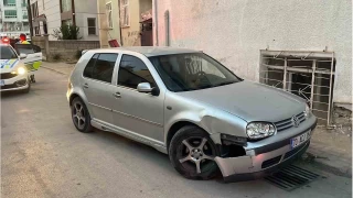 Otomobilinde baklanm halde bulundu: Hayatn kaybetti