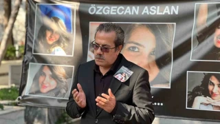 �zgecan Aslan �l�m�n�n 11'inci y�l�nda dualarla an�ld�