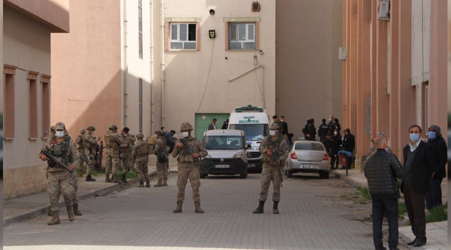 PKK'l terristlerin tuzaklad patlayc infilak etti