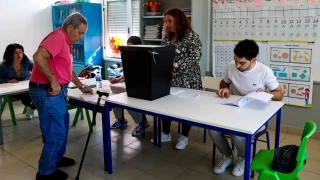 Portekiz'de halk son 3 ylda 3'nc kez sandk banda