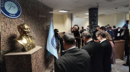 Prof. Dr. Aziz Sancar'ın adı amfiye verildi