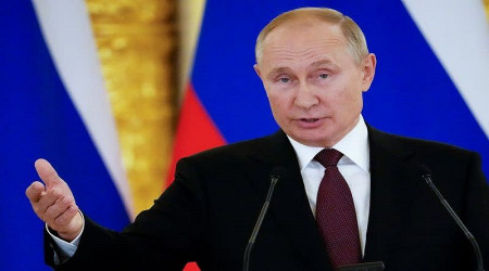 Putin'den tatl rest: 'Brakalm Avrupallar kendi sorunlaryla urasnlar'