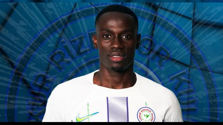 Rizespor, Senegalli golc�ye imza att�rd�