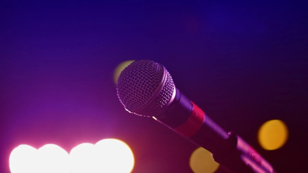 Şarkı söylemek mi, şarkı dinlemek mi? Hangisi insanı daha çok rahatlatır?