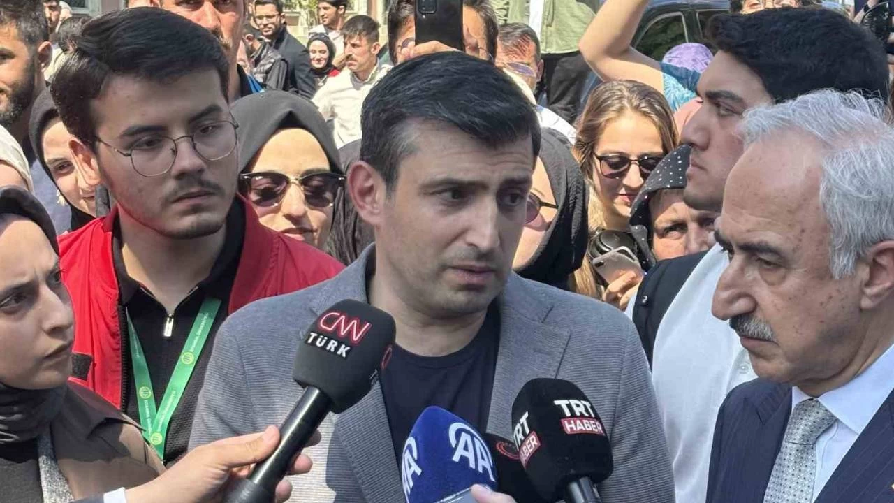 Selçuk Bayraktar İran'da helikopter enkazının bulunması çalışmalarını anlattı