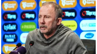 Sergen Yalçın: "Bu akşam bir tiyatro oynandı"