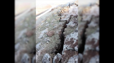 Siirt'te oluşan derin yarıklar korkutuyor