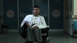 SMA'l olarak dodu, imdi hasta bakyor