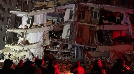 ŞOK: Kahramanmaraş ve Gaziantep'te deprem