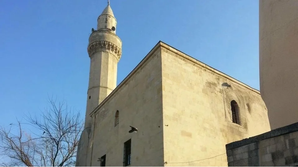 Taşa fısıldanan asırlık zarafet: Kilis Muallak Camii