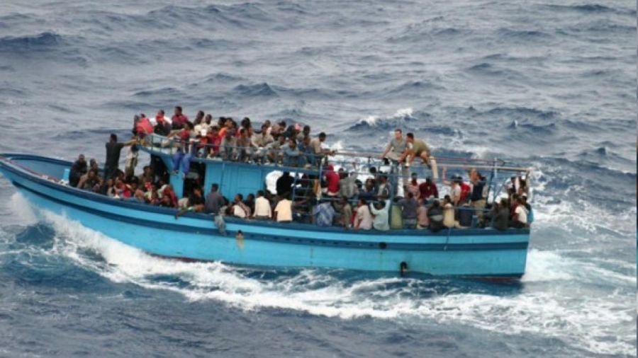 Tunus a��klar�nda g��men teknesi batt�: 35 �l�