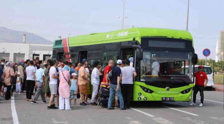 Türkiye'nin ilk ultra şarj özellikli elektrikli otobüsleri yolcu taşımaya başladı
