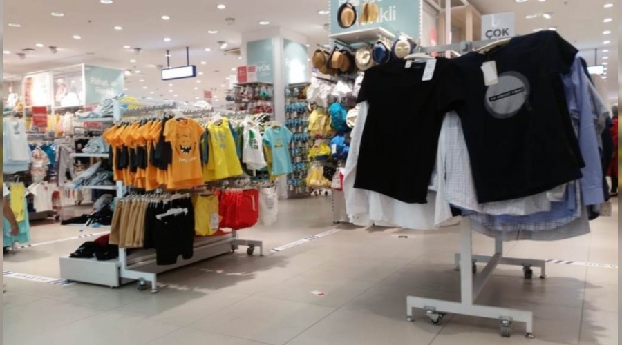 Umuteli bu bayramda da yetimlerin yüzünü güldürdü