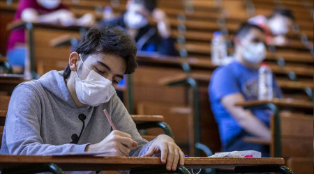 Üniversite adayları YKS'de 12. sınıf ikinci dönem müfredatından muaf olacak