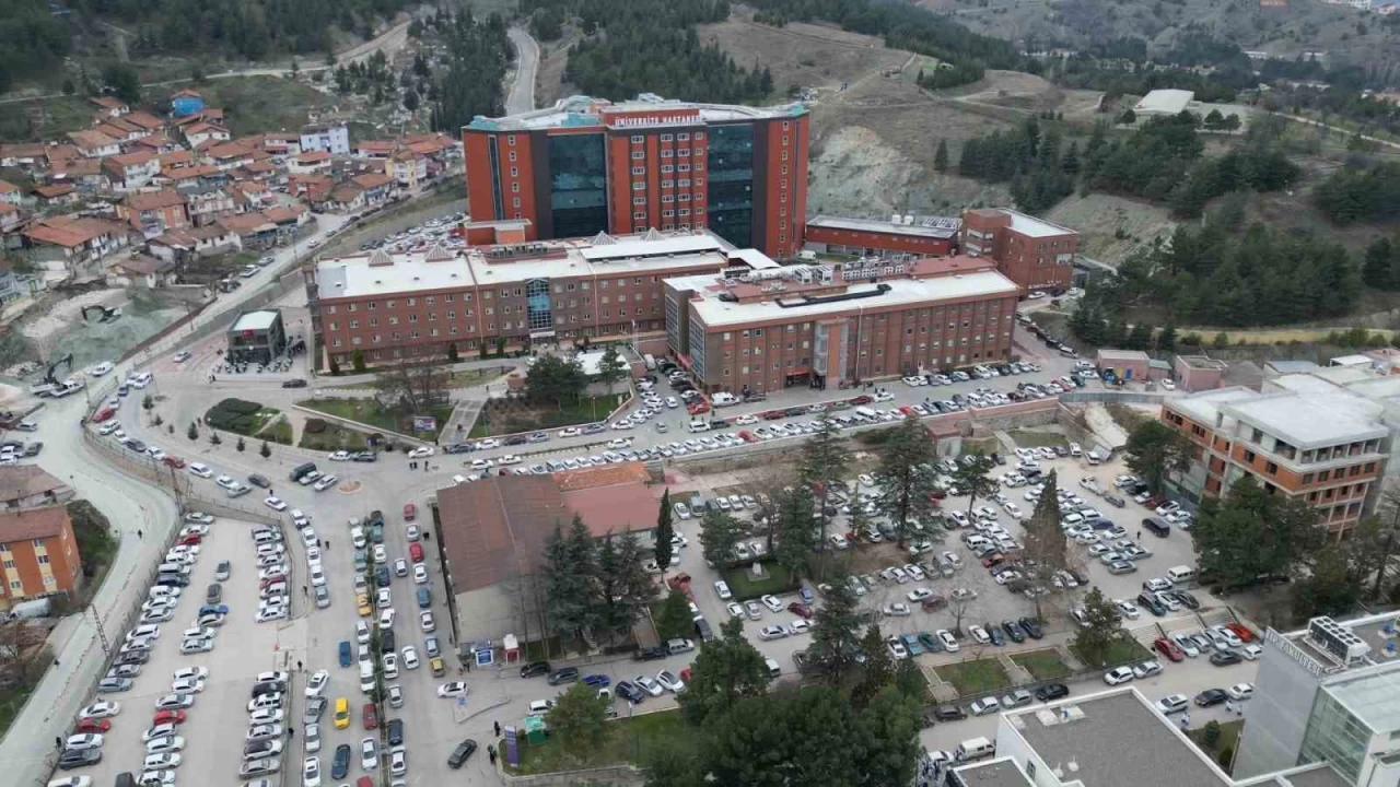 �niversitede akademisyenlerin kavgas� karakolda bitti