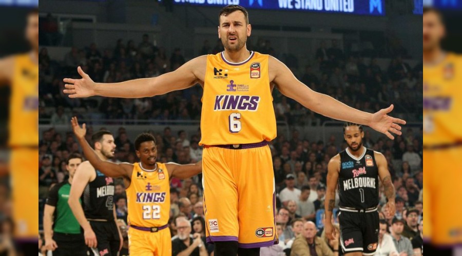 �nl� basketbolcudan salonlara veda