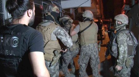 Uyuşturucu tacirlerine operasyon, çok sayıda gözaltı