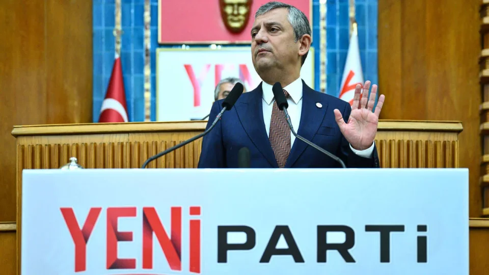 YENİ Parti’de 69 ilde yapılan ön seçimlerin ardından gözler bu hafta sonu düzenlenecek resmi kongrelere çevrildi