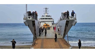 Yeni Tip Çıkarma Gemisi Ç-159 Yalova kıyısında test edildi