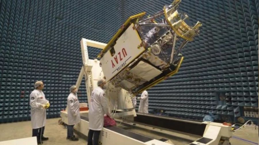 Yerli uydu �MECE'nin uzaya f�rlat�l��� ertelendi