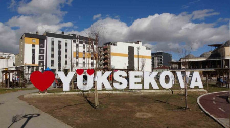 Yksekova'da iki gn arayla iki farkl mevsim