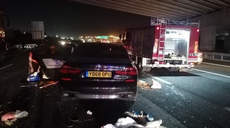 Zincirleme kazada 3 ölü 4 yaralı