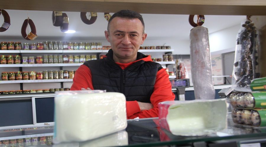 1 kilo sütten 1.5 kilo kaşar peyniri yapılır mı?