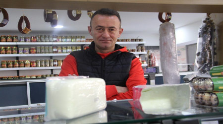 1 kilo sütten 1.5 kilo kaşar peyniri yapılır mı?