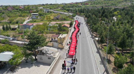 100 metrelik dev Türk Bayrağı