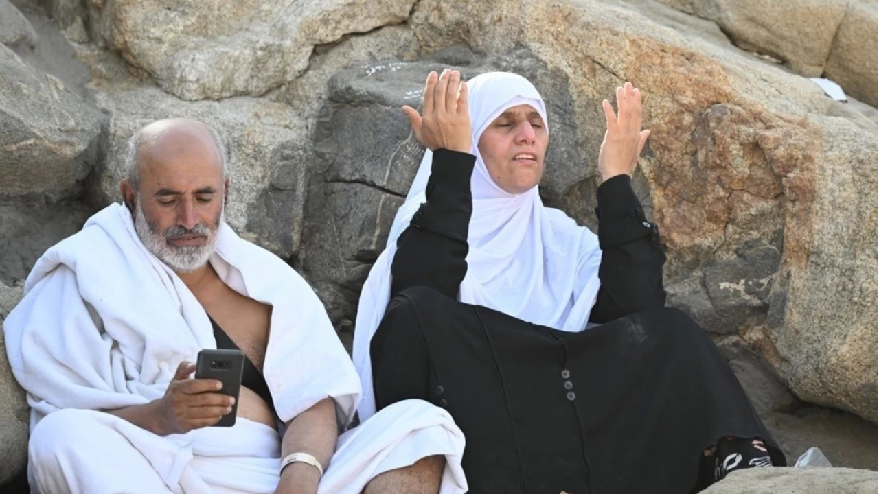 12 binden fazla İranlı hacı Suudi Arabistan'da mahsur kaldı