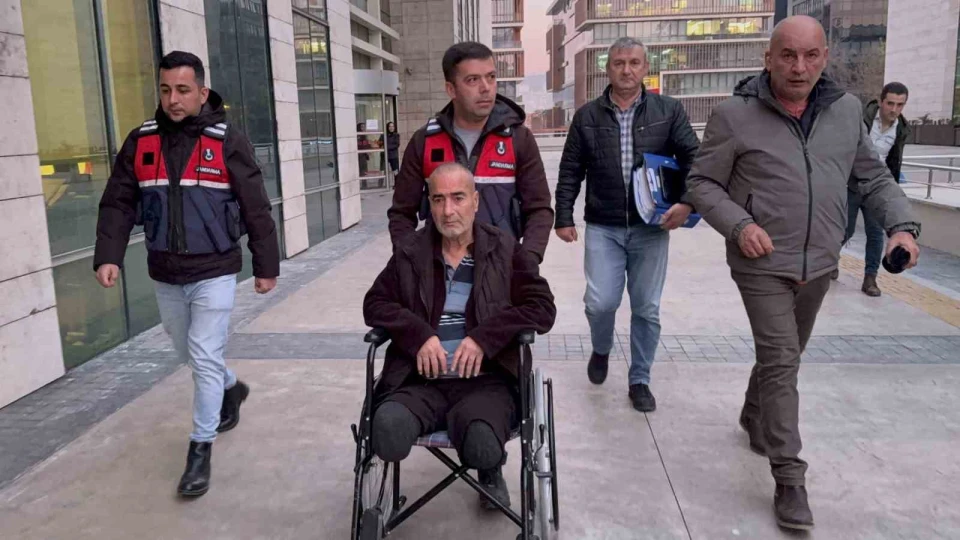 2 aya�� olmayan 69 ya��ndaki �ahsa uyu�turucu ticaretinden 11 y�l ceza 