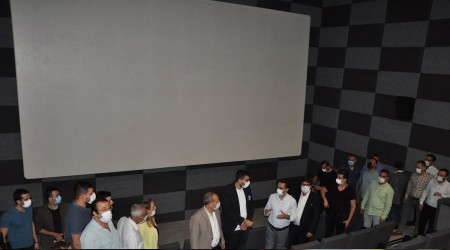 35 yıl sonra sinema geldi