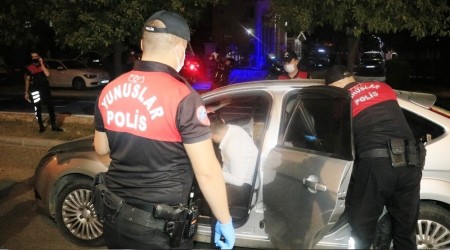 Adana'da 2 bin polisle huzur uygulaması