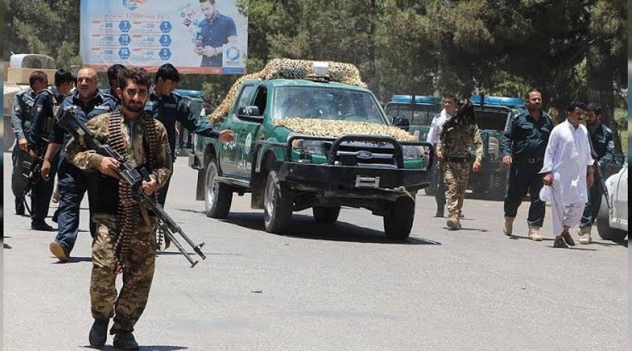 Afganistan'da Taliban sald�r�s�nda 8 polis �ld�