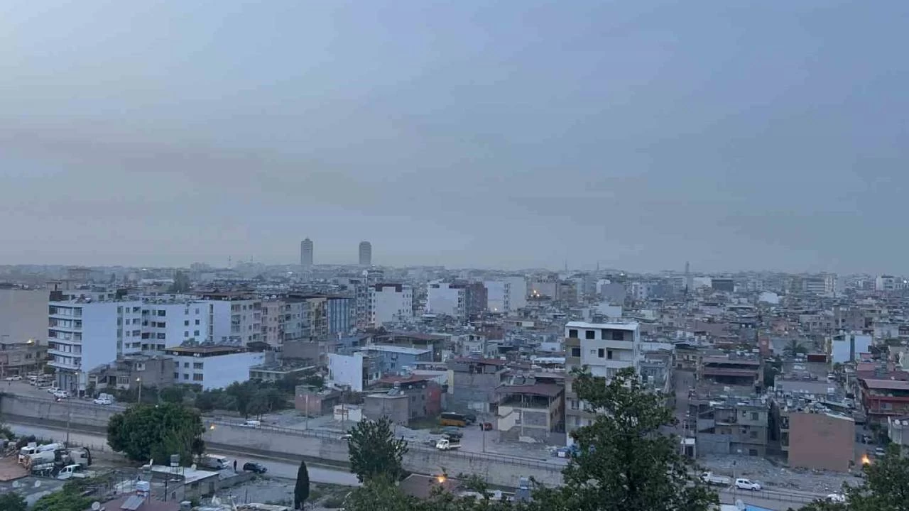 Akdeniz'de toz bulutu etkisini gösterdi