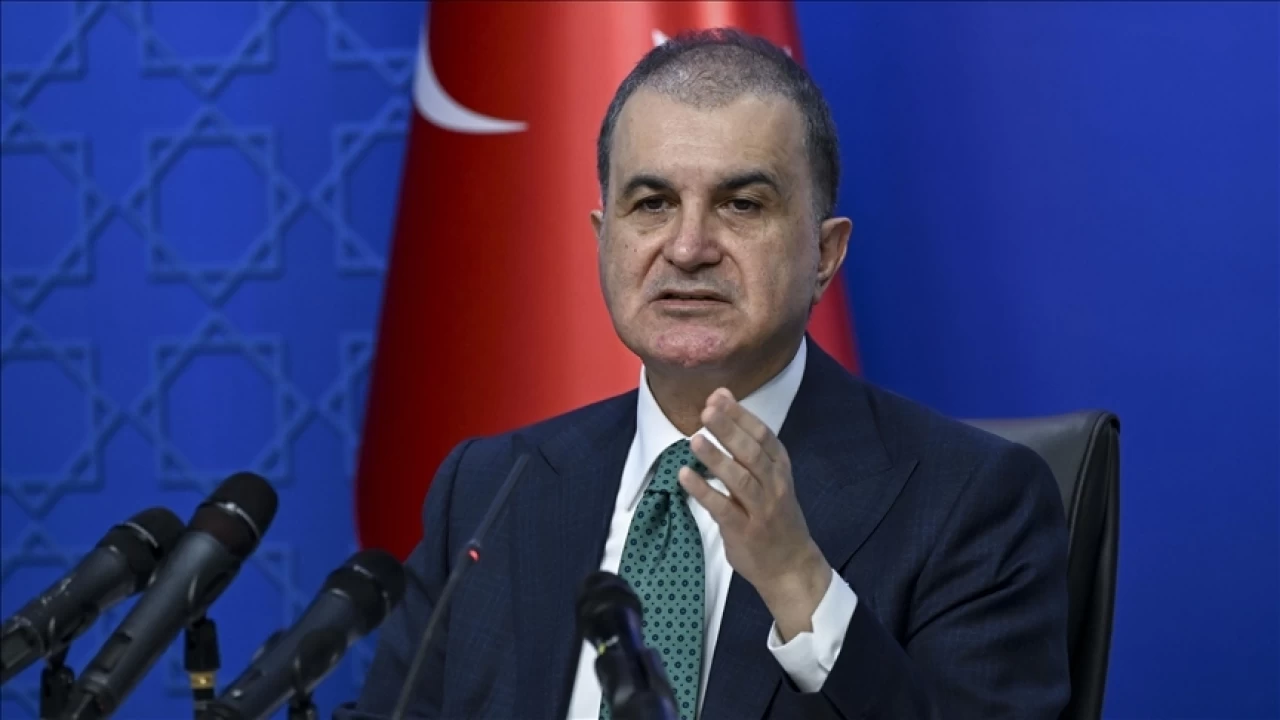 AKP'den �zg�r �zel'e cunta tepkisi