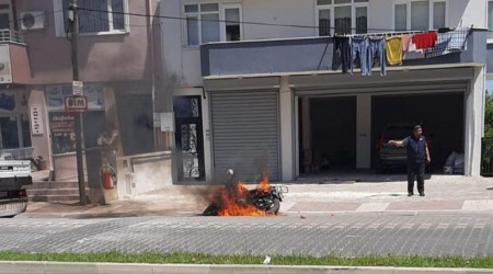 Aldığı motosikleti iade edemeyince benzin döküp yaktı