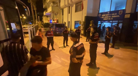 Antalya'da 43 kaçak mülteci yakalandı