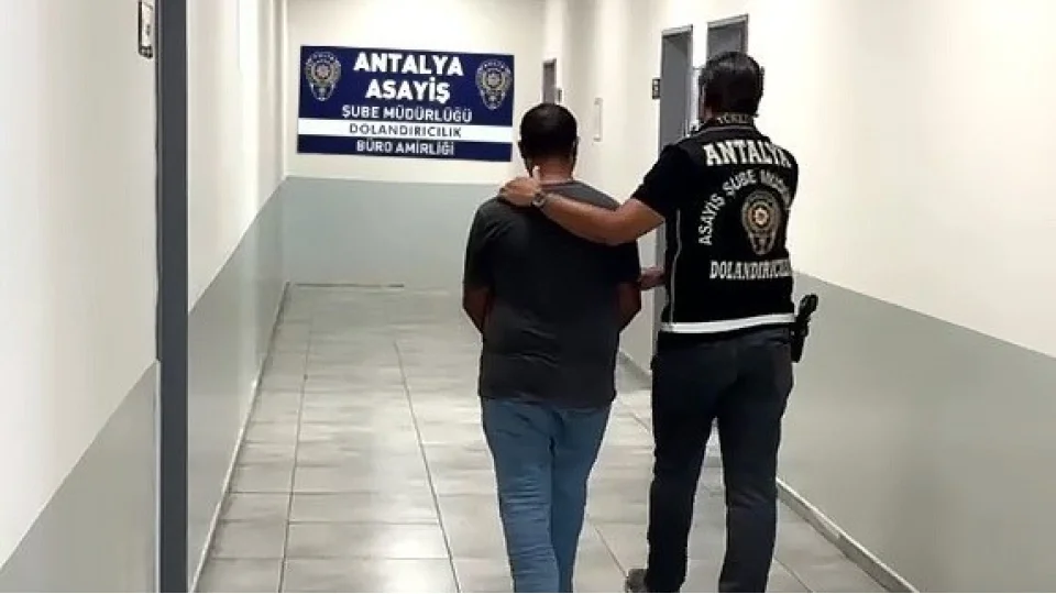Antalya'da nefes kesen milyonluk doland�r�c�l�k operasyonu