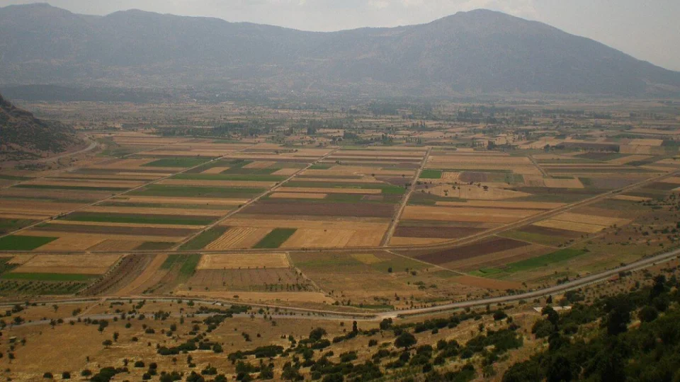 Antalya�n�n yayla ambar�: Elmal� tar�m raporu