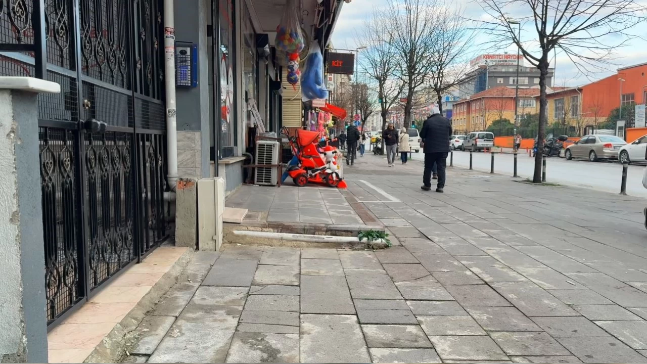 Bahelievler'de molaya kan alana silahl saldr